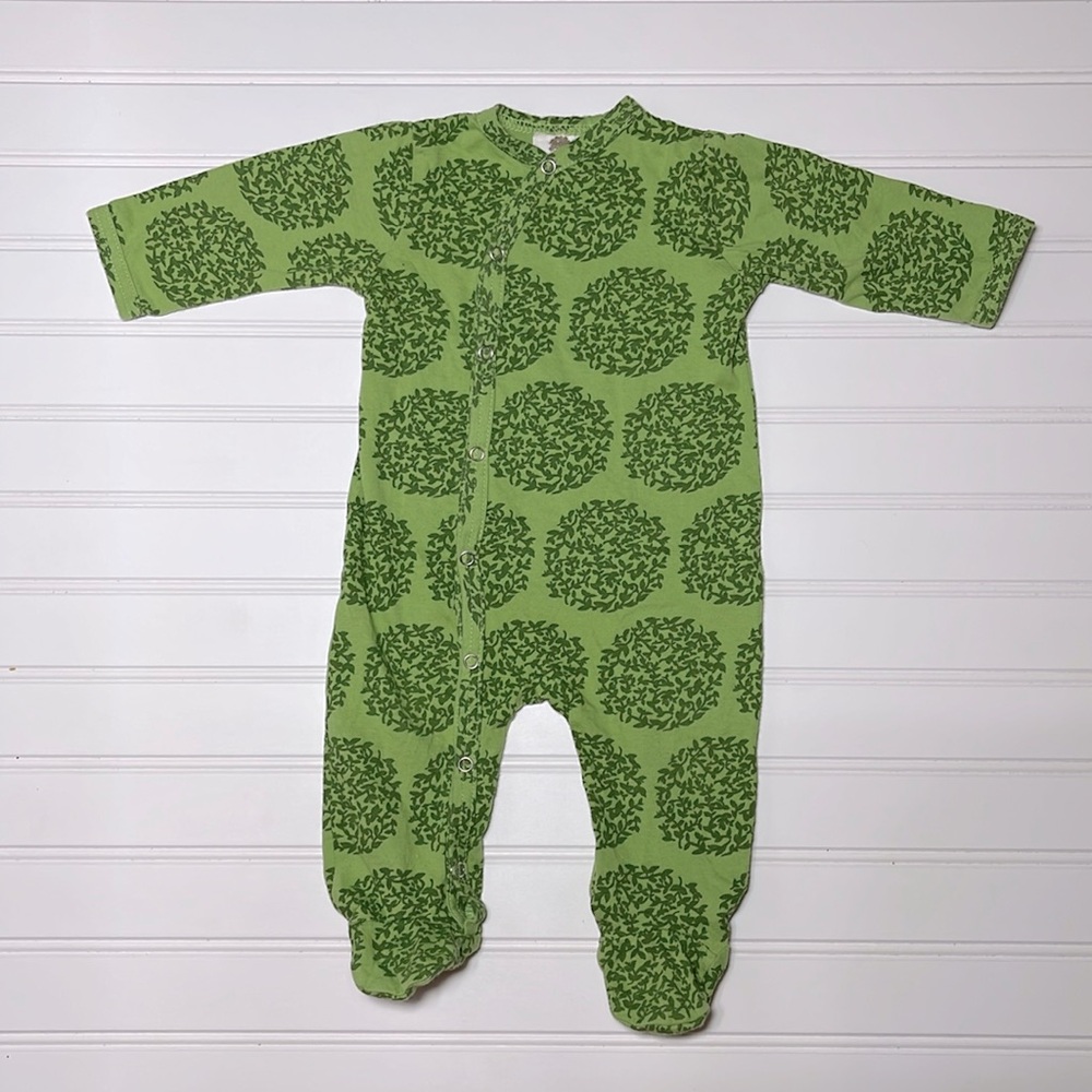 KATE QUINN EUC 100% Organic Cotton Snap Pajamas